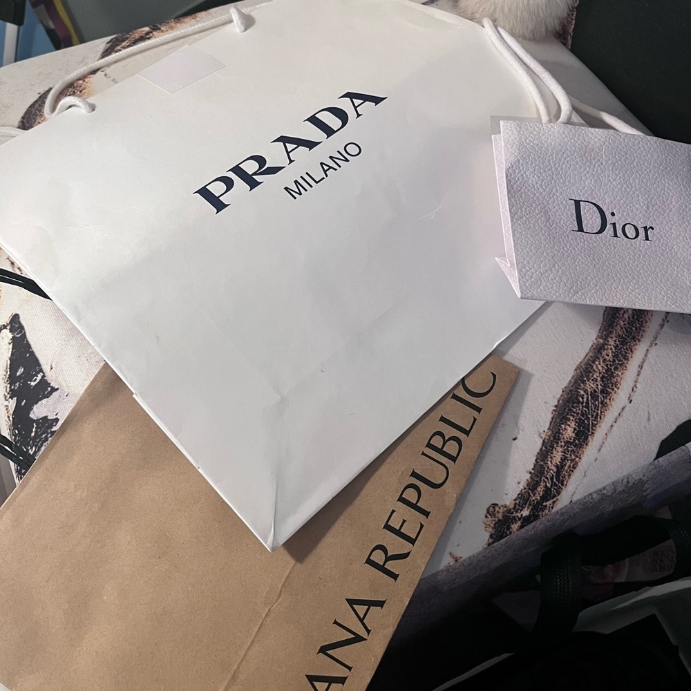 Shopping bag trio
